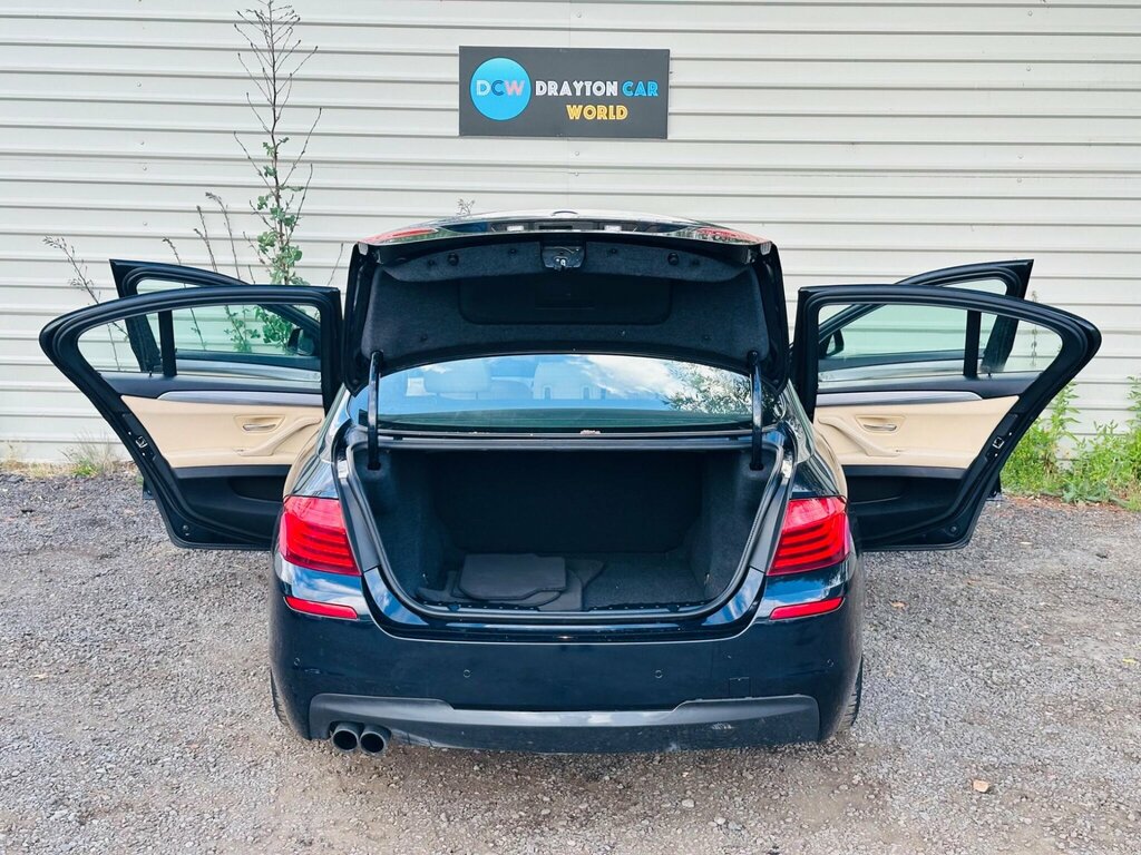BMW 5 Series 520D M Sport Black #26