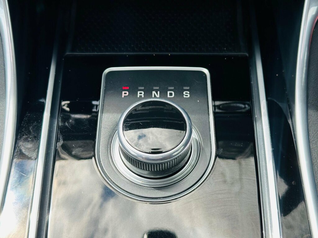 Jaguar XE  Black #57