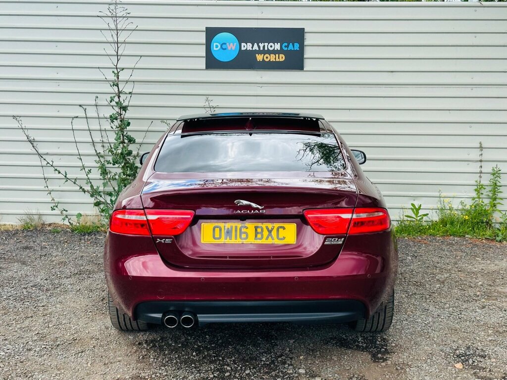 Jaguar XE  Black #8
