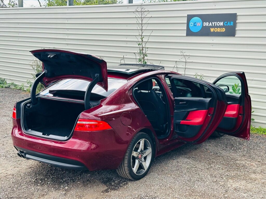 Jaguar XE  Black #27