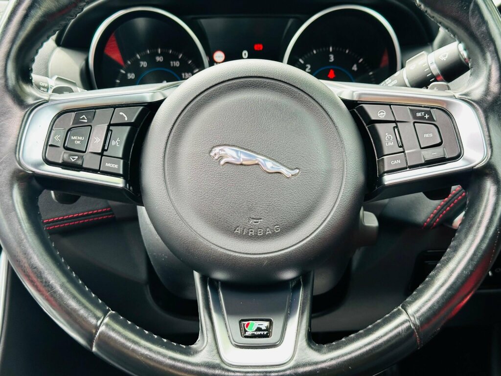 Jaguar XE  Black #48