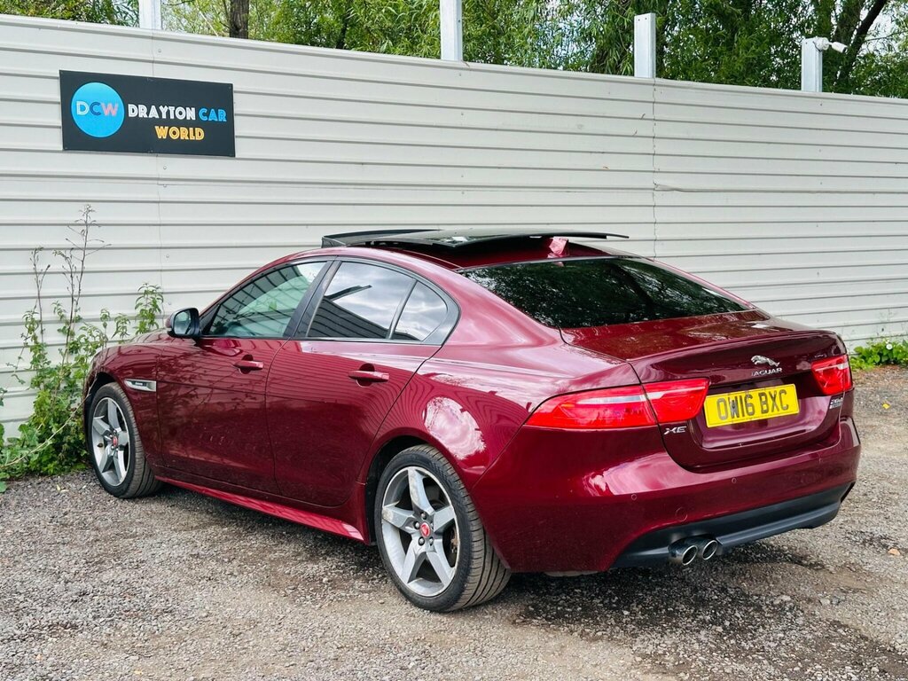 Jaguar XE  Black #10