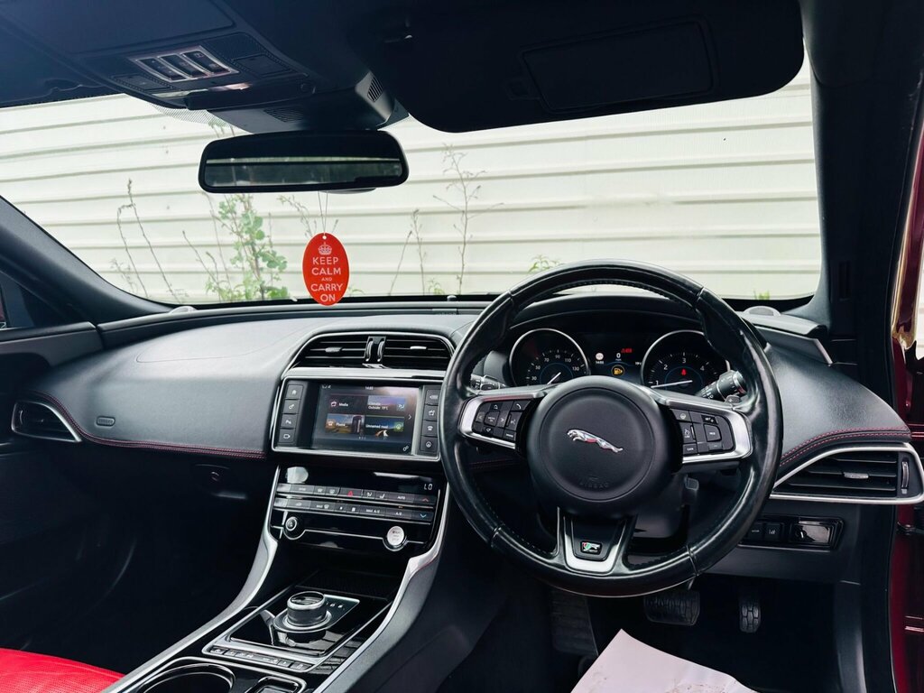 Jaguar XE  Black #33