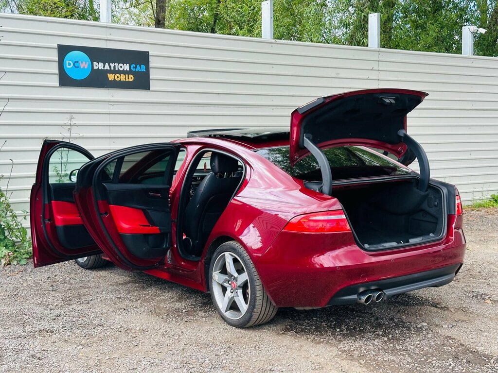 Jaguar XE  Black #23