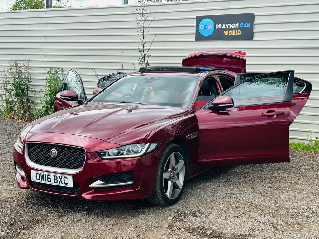 Jaguar XE  Black #20