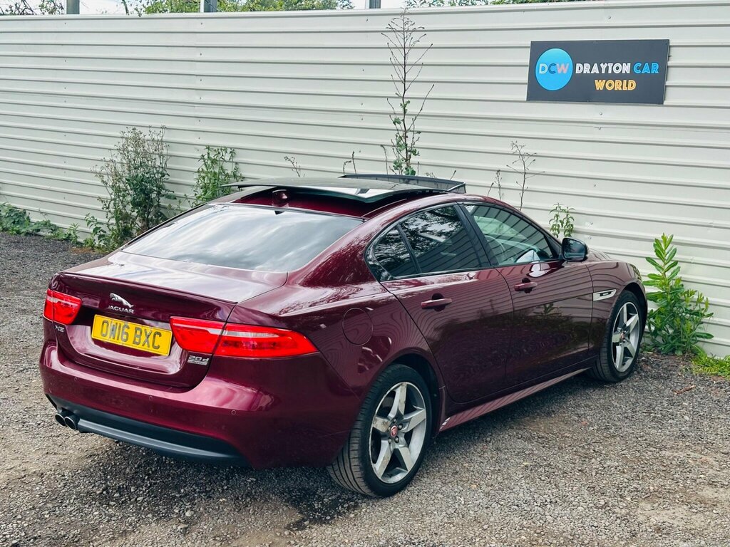 Jaguar XE  Black #15