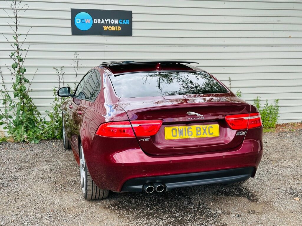 Jaguar XE  Black #9