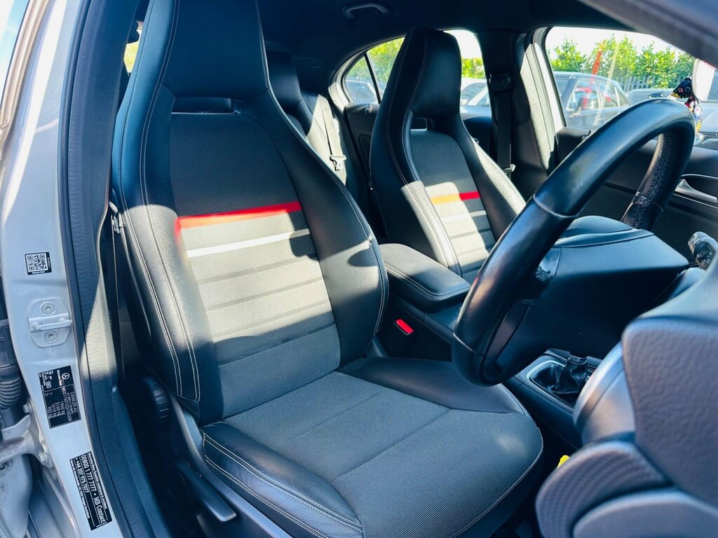 Mercedes-Benz A Class Hatchback Black #32