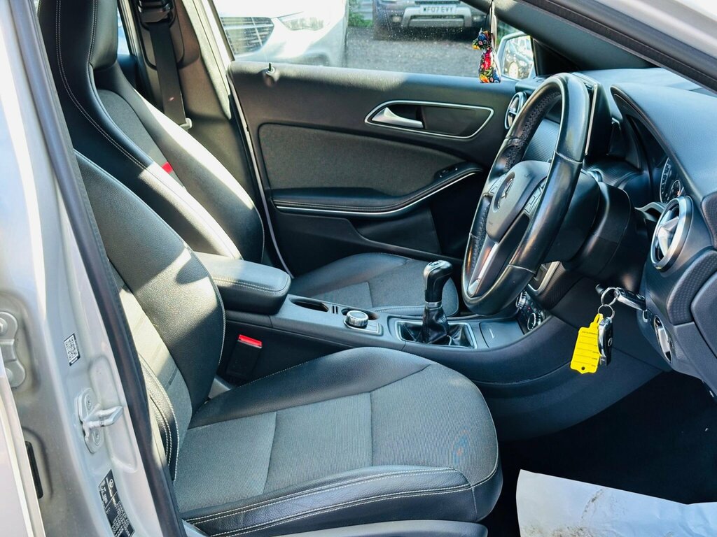 Mercedes-Benz A Class Hatchback Black #31