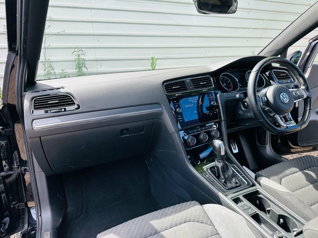 Volkswagen Golf Golf Match Tsi Silver #39