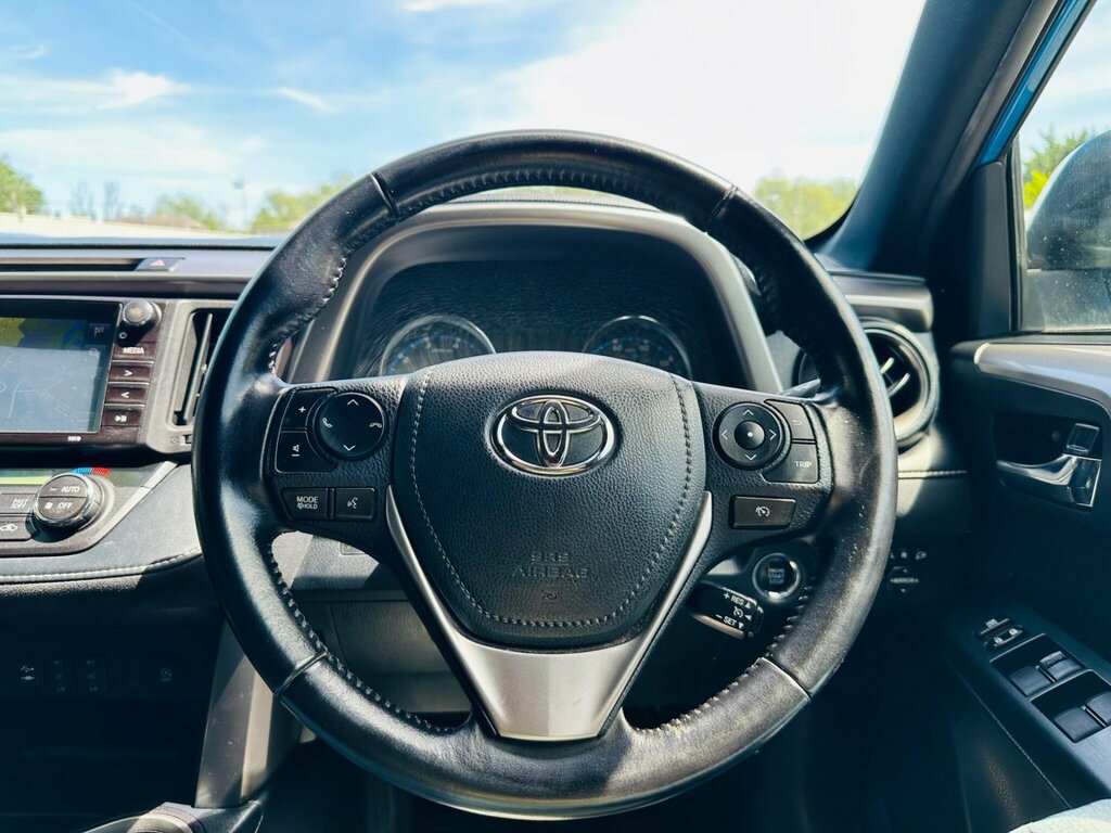 Toyota Rav 4 2L Excel White #33