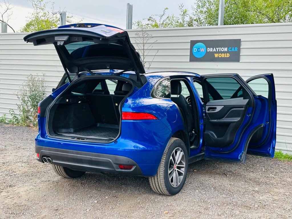 Jaguar F-Pace 2.0 D180 Portfolio Suv Black #27