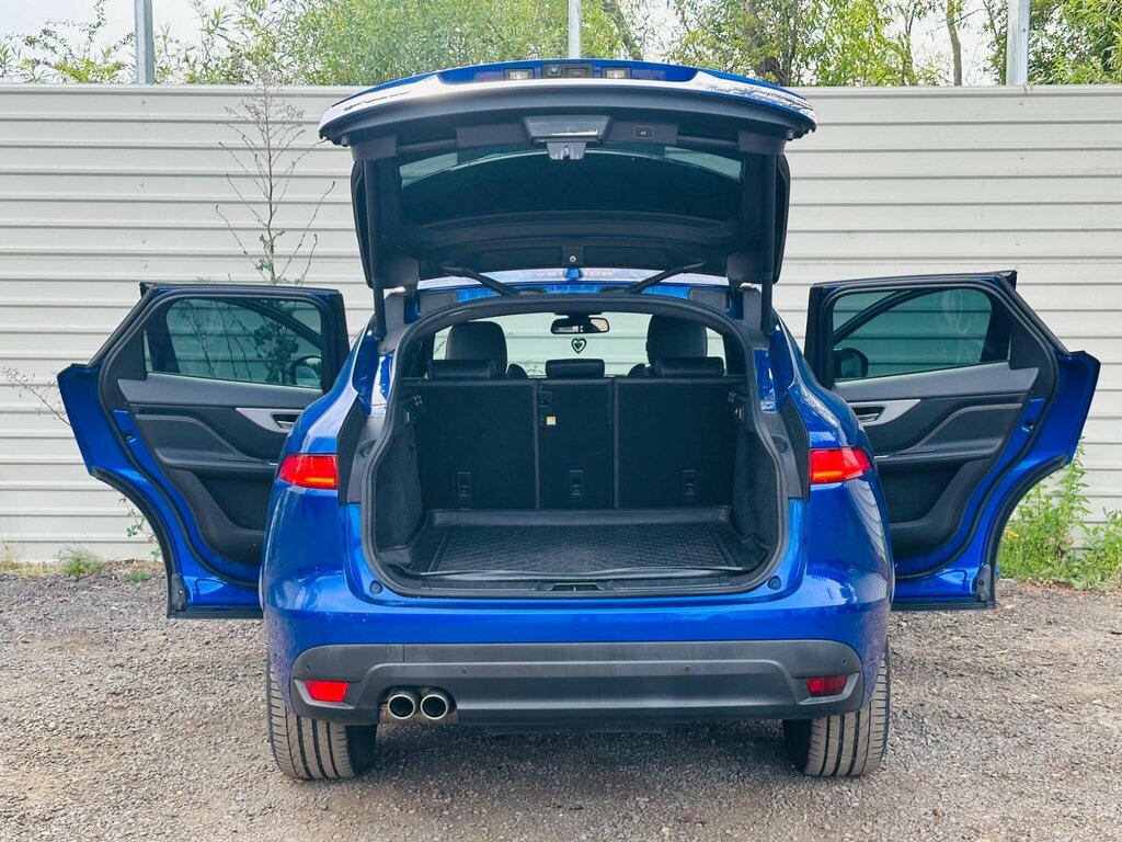 Jaguar F-Pace 2.0 D180 Portfolio Suv Black #23