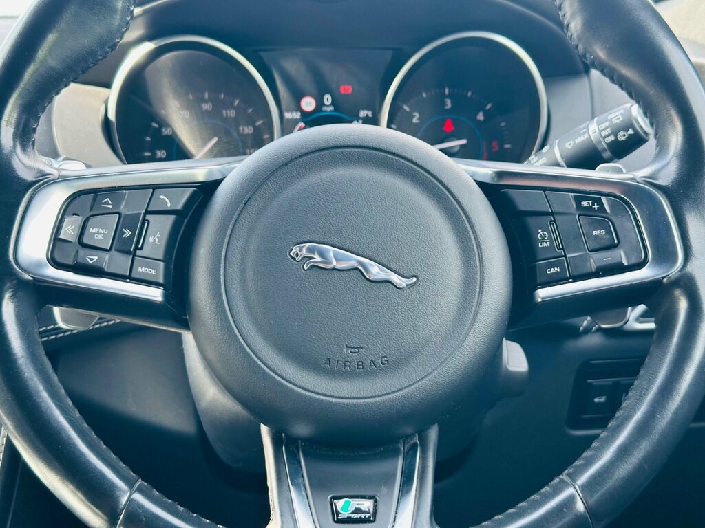 Jaguar F-Pace 2.0 D180 Portfolio Suv Black #46