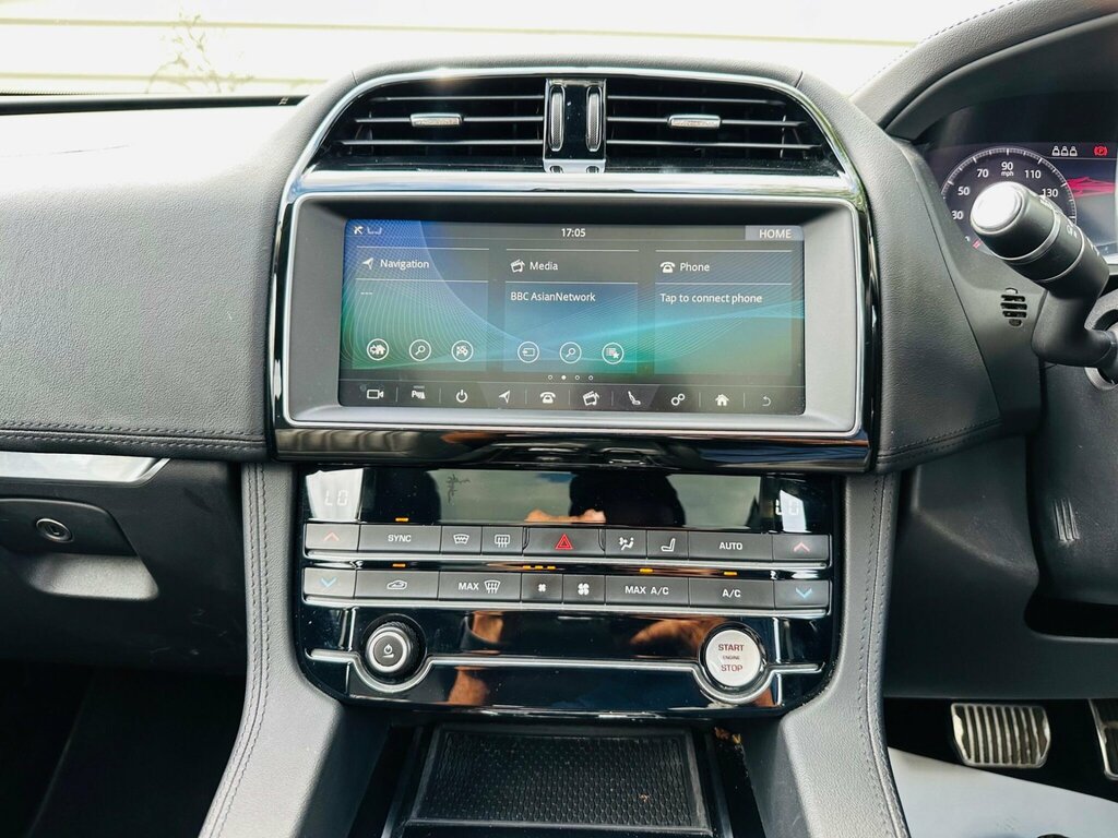 Jaguar F-Pace 2.0 P250i R-sport Awd White #53