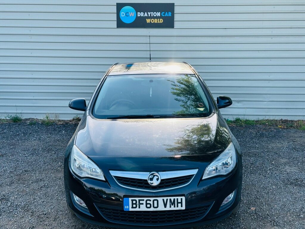 Vauxhall Astra 1.4 16V Exclusiv Euro 5 Black #5