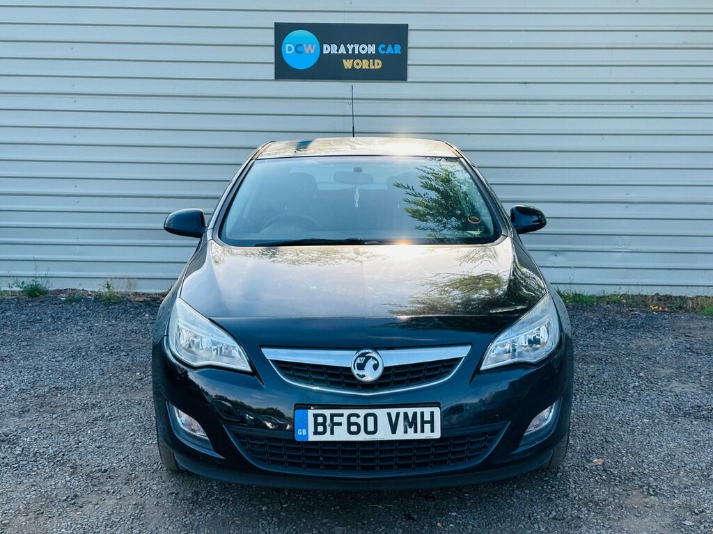 Vauxhall Astra 1.4 16V Exclusiv Euro 5 Black #2