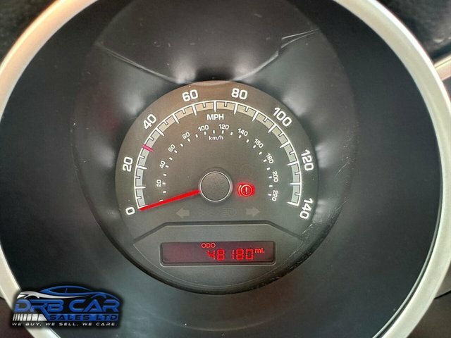Kia Venga 1.6 4 123 Bhp Red #11