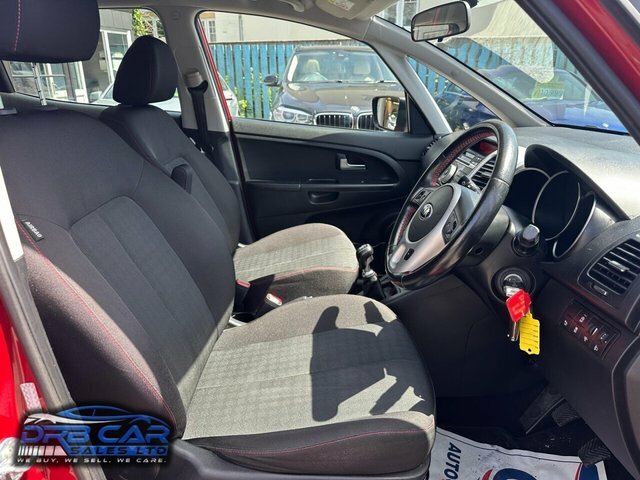 Kia Venga 1.6 4 123 Bhp Red #16