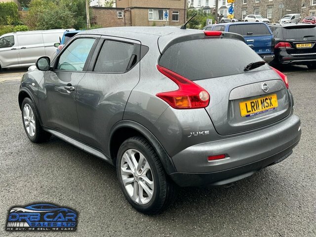 Nissan Juke 1.6L Tekna Red #4