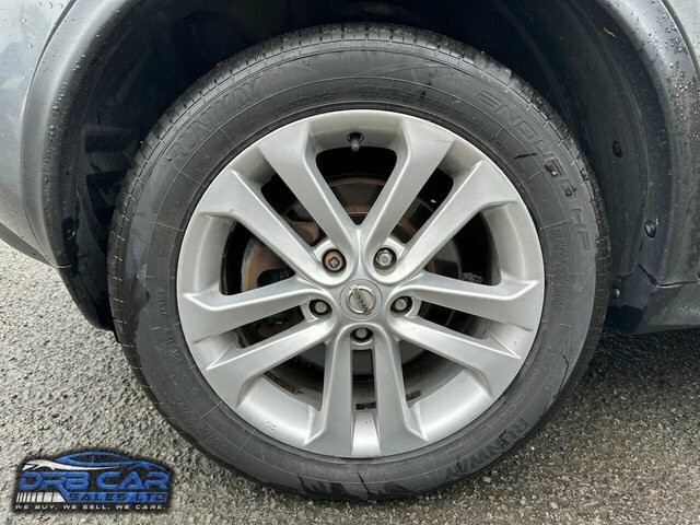 Nissan Juke 1.6L Tekna Red #8
