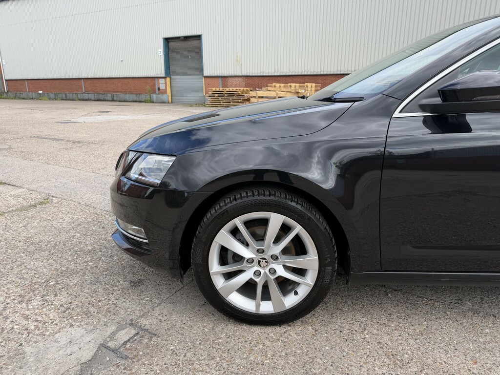 Skoda Octavia Vrs Hatch 2017 2.0Tdi Vrs 184Ps 4X4 Dsg Silver #40