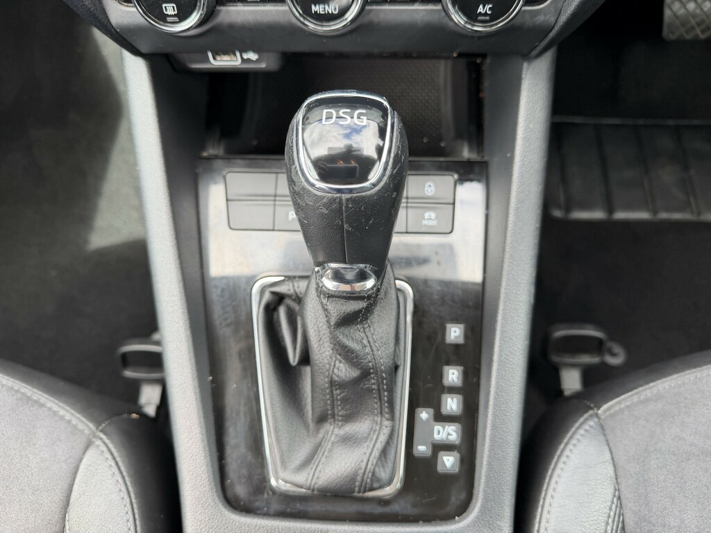 Skoda Octavia Vrs Hatch 2017 2.0Tdi Vrs 184Ps 4X4 Dsg Silver #29