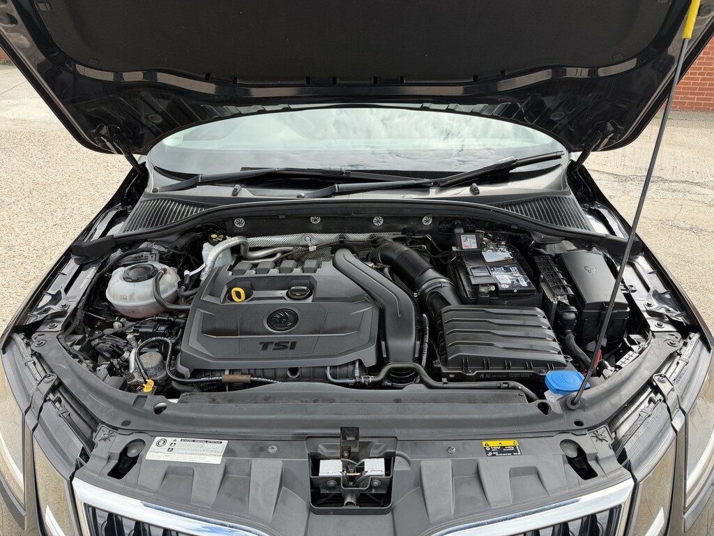 Skoda Octavia Vrs Hatch 2017 2.0Tdi Vrs 184Ps 4X4 Dsg Silver #37