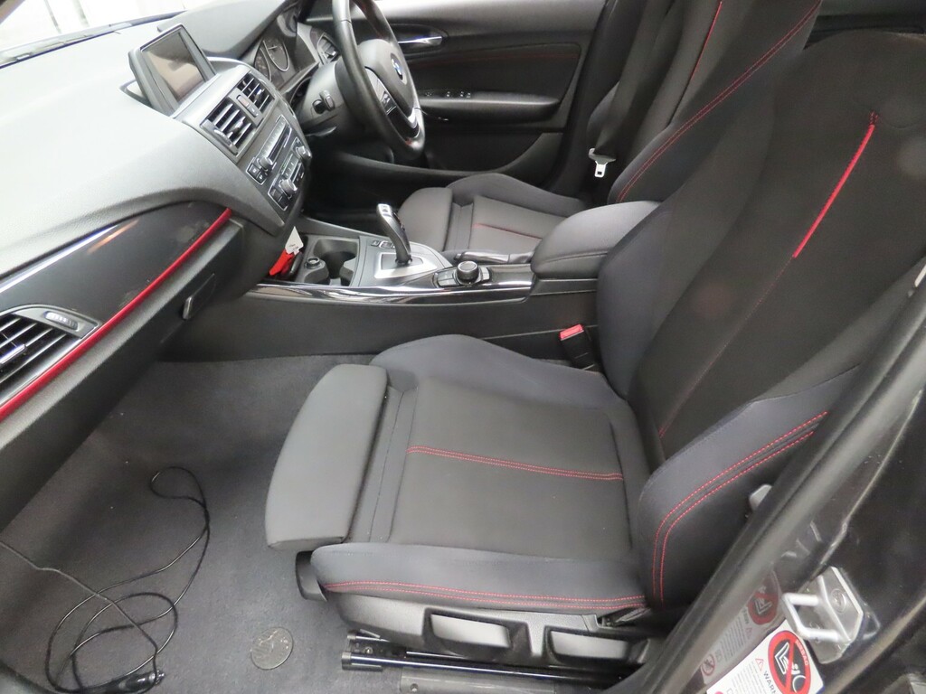 BMW 1 Series Hatchback 1.6 116I Sport 5-Door 2014 Grey #5
