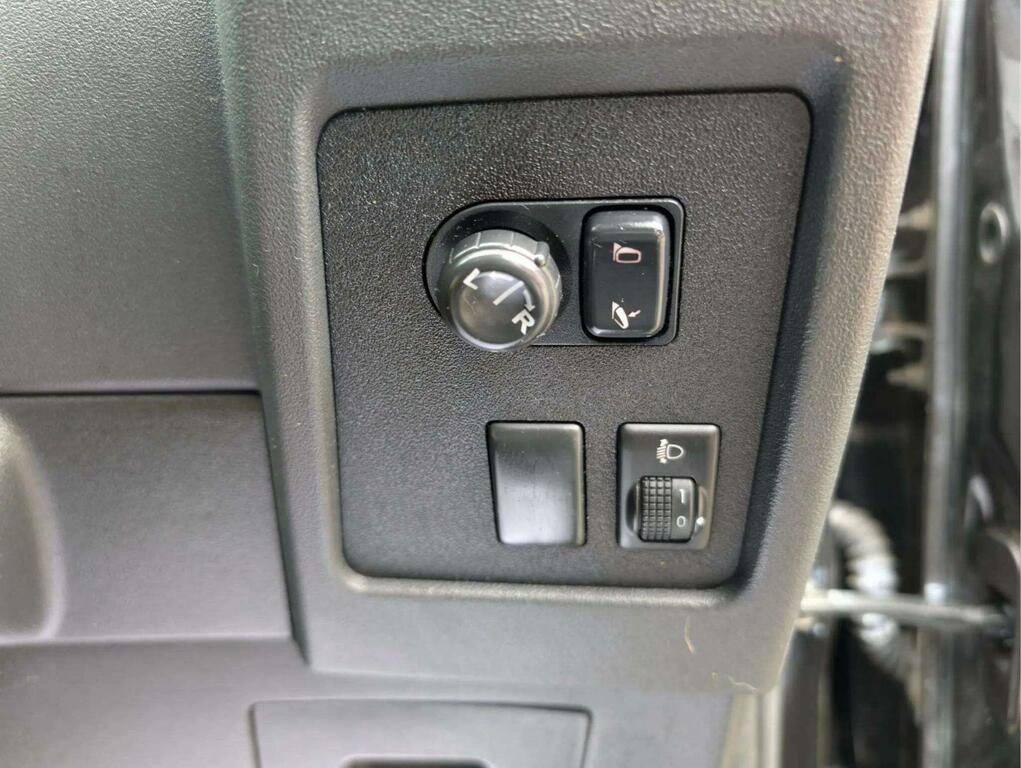 Nissan Qashqai 2L Null Black #9