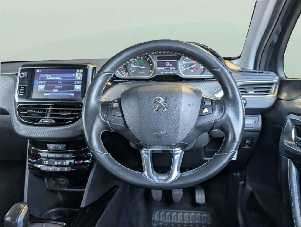 Peugeot 2008 1.6 Bluehdi 100 Active - Suv 5 Seats White #8