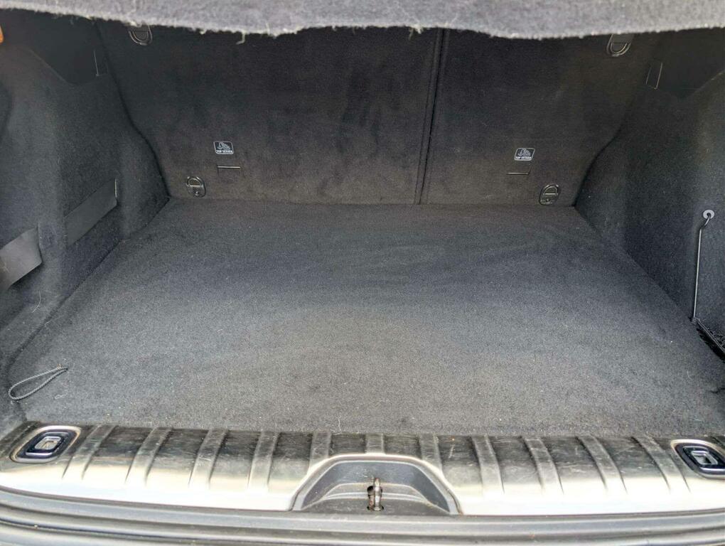 Peugeot 2008 1.6 Bluehdi 100 Active - Suv 5 Seats White #43