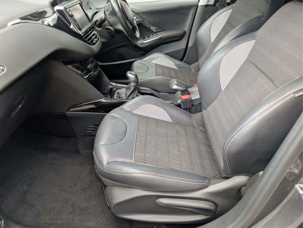 Peugeot 2008 1.6 Bluehdi 100 Active - Suv 5 Seats White #16