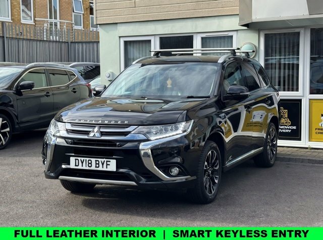 Mitsubishi Outlander 2.0H 12Kwh 5Hs Suv Plug-in Hybrid Cvt 4 Black #3