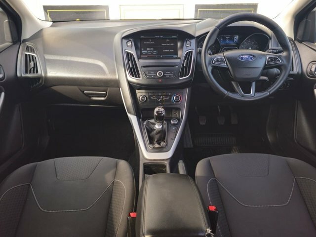 Ford Focus 1.0T Ecoboost Zetec Hatchback Eu White #5