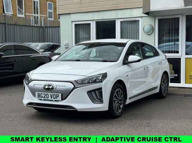 Hyundai Ioniq 38.3Kwh Premium Hatchback 136 P White #3