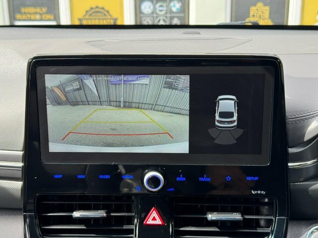 Hyundai Ioniq 38.3Kwh Premium Hatchback 136 P White #4