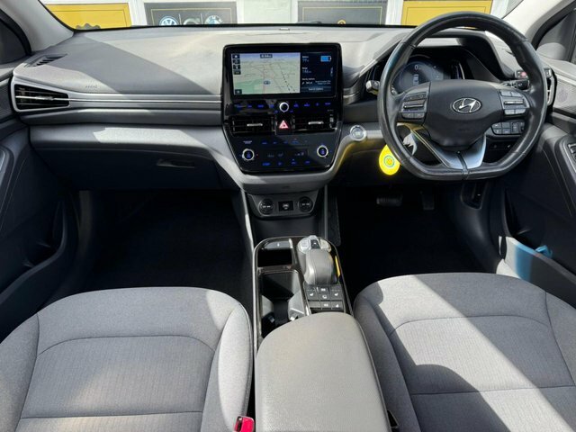 Hyundai Ioniq 38.3Kwh Premium Hatchback 136 P White #6