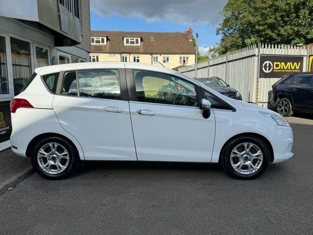 Ford B-Max Zetec Black #8