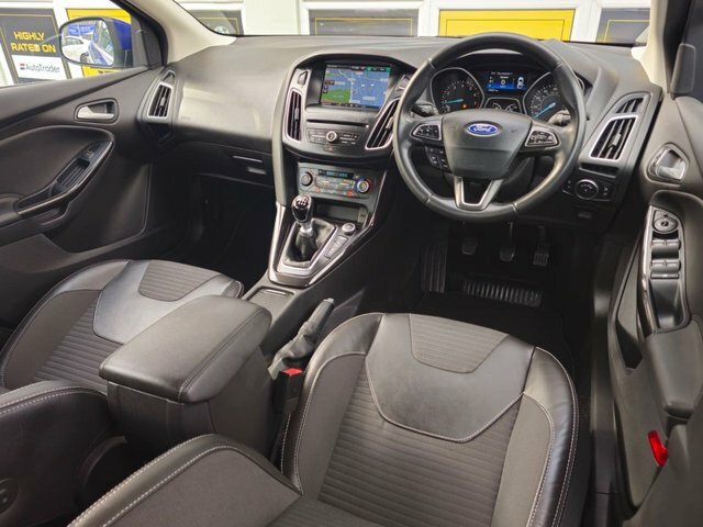 Ford Focus 1.0T Ecoboost Titanium X Hatchback Manu Blue #5