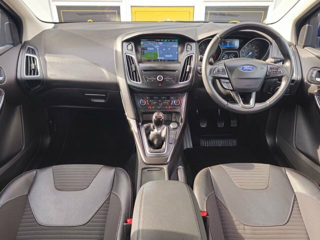 Ford Focus 1.0T Ecoboost Titanium X Hatchback Manu Blue #6