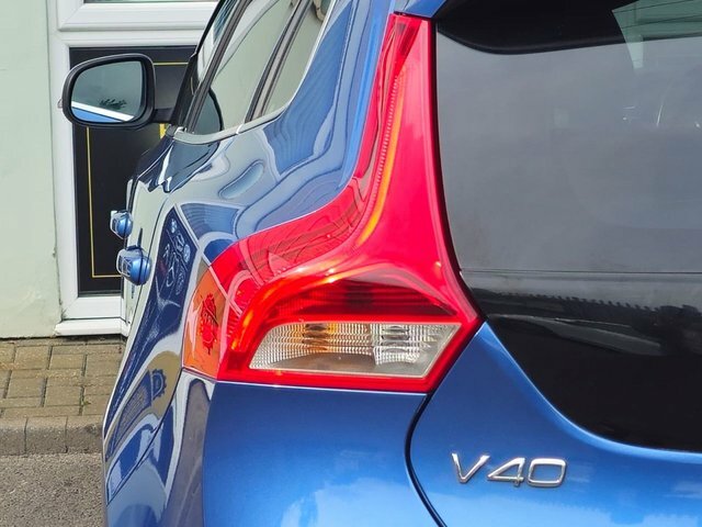 Volvo V40 Es Red #62