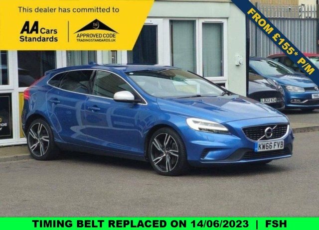 Volvo V40 1.5 T2 R-design Pro Hatchback Euro Blue