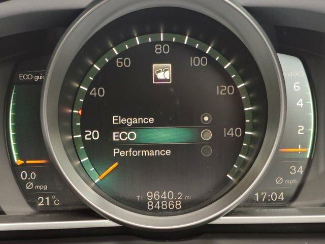 Volvo V40 Es Red #22