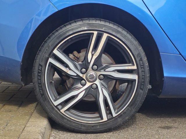 Volvo V40 Es Red #54