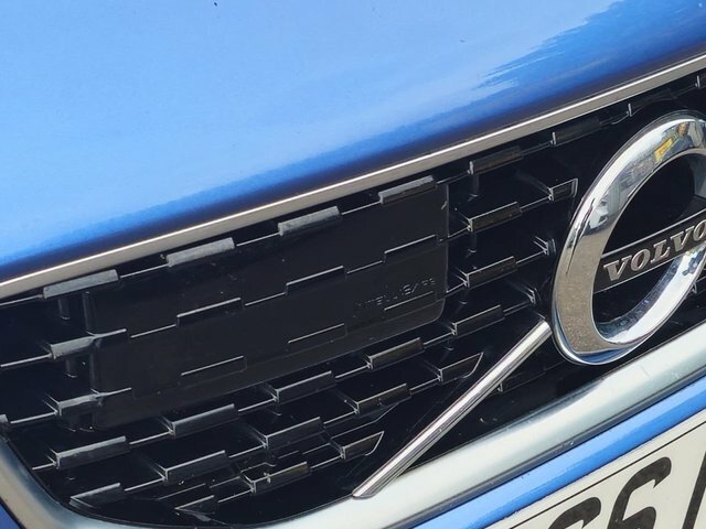 Volvo V40 Es Red #60