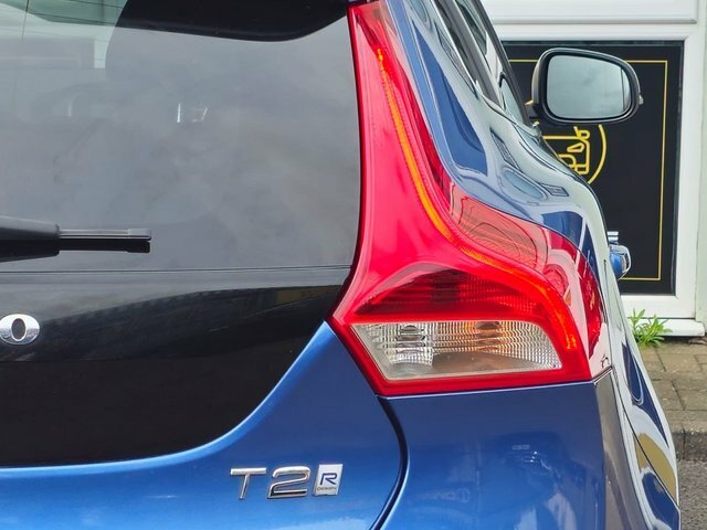 Volvo V40 Es Red #63