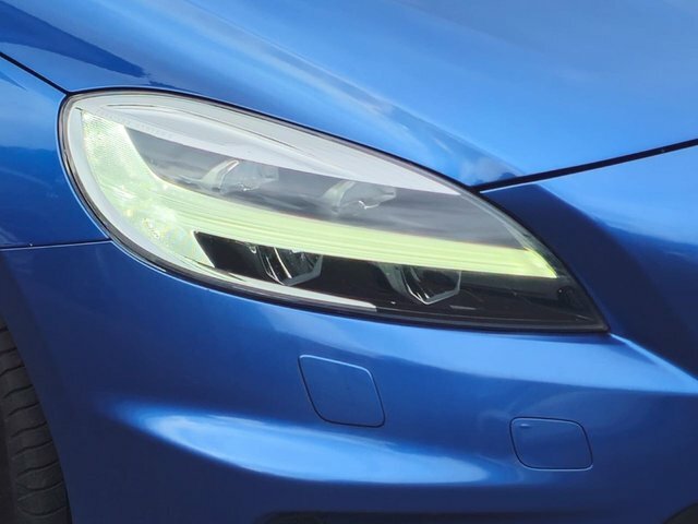 Volvo V40 Es Red #57