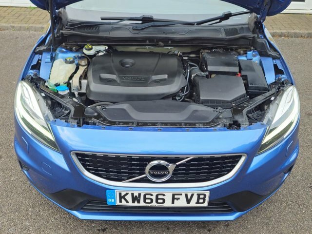 Volvo V40 Es Red #61