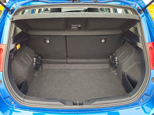 Toyota Auris Hatchback Black #63